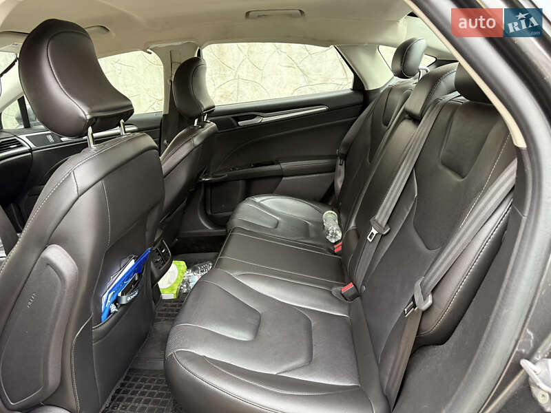 Седан Ford Fusion 2015 в Киеве