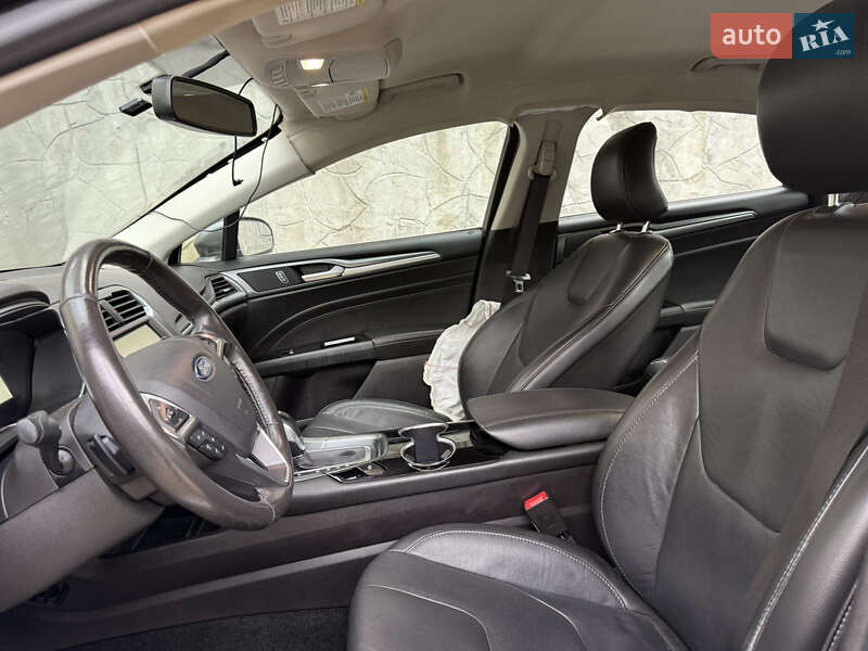 Седан Ford Fusion 2015 в Киеве