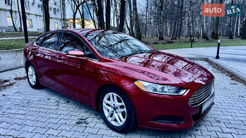 Седан Ford Fusion 2015 в Тернополе