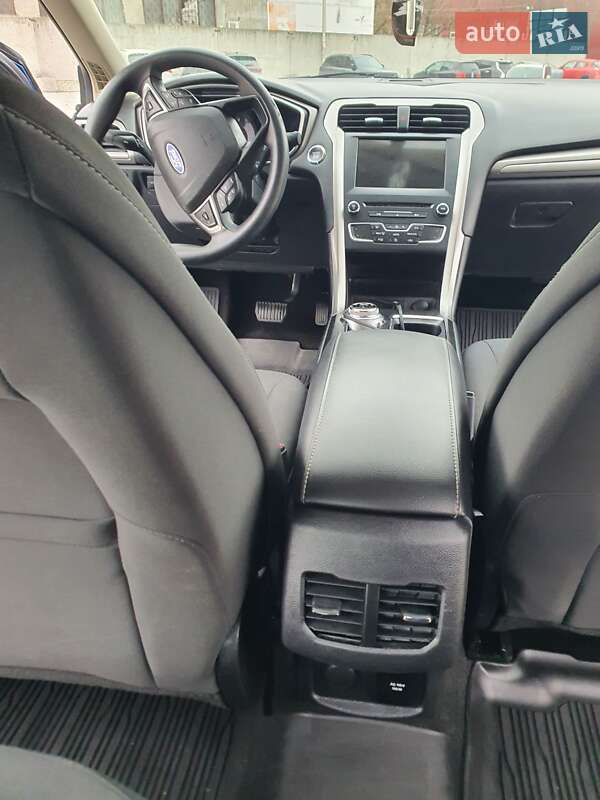 Седан Ford Fusion 2017 в Тернополе фото 30 Седан Ford Fusion 2017 в Тернополе