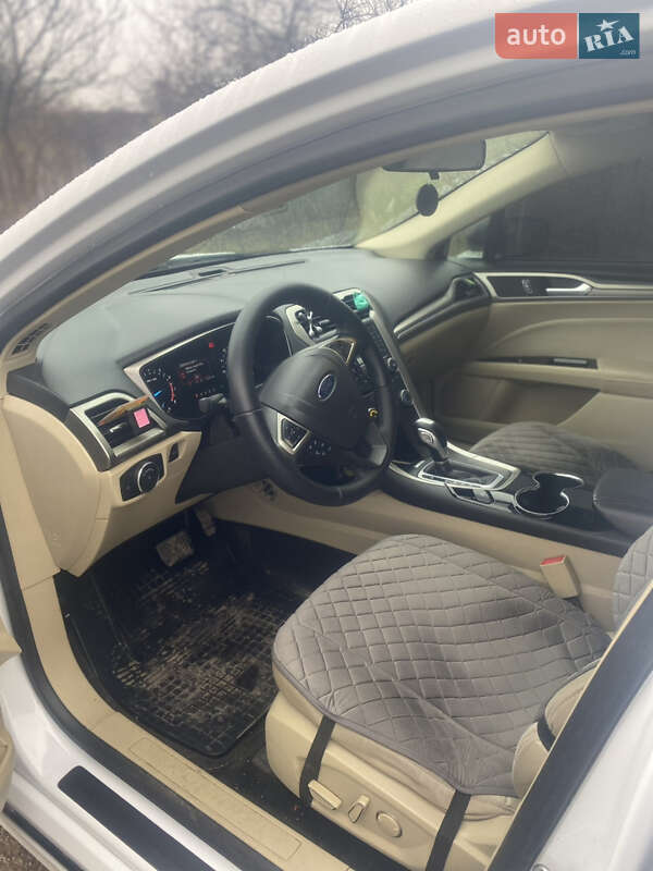 Седан Ford Fusion 2014 в Виннице
