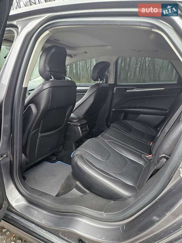 Седан Ford Fusion 2013 в Яготине