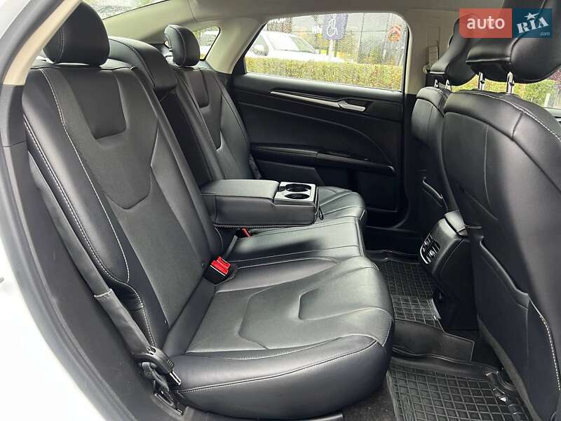 Седан Ford Fusion 2019 в Киеве