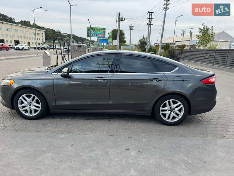 Седан Ford Fusion 2015 в Киеве фото 3 Седан Ford Fusion 2015 в Киеве