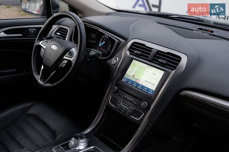 Седан Ford Fusion 2018 в Киеве фото 50 Седан Ford Fusion 2018 в Киеве