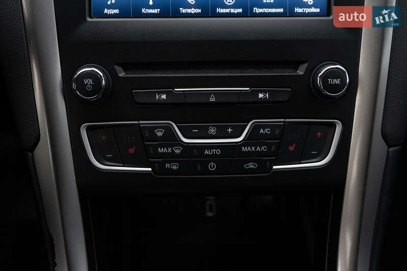 Седан Ford Fusion 2018 в Киеве фото 58 Седан Ford Fusion 2018 в Киеве