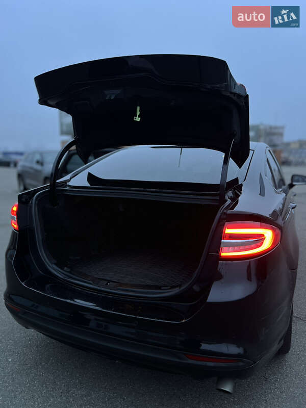 Седан Ford Fusion 2016 в Киеве