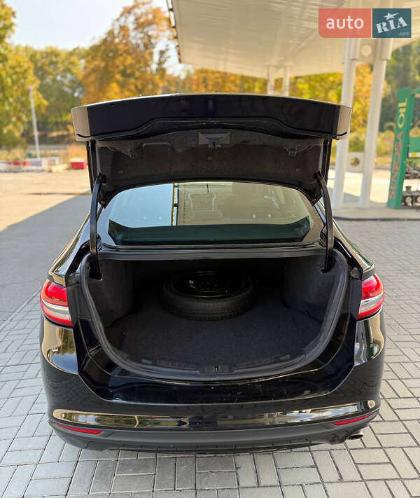 Седан Ford Fusion 2016 в Днепре