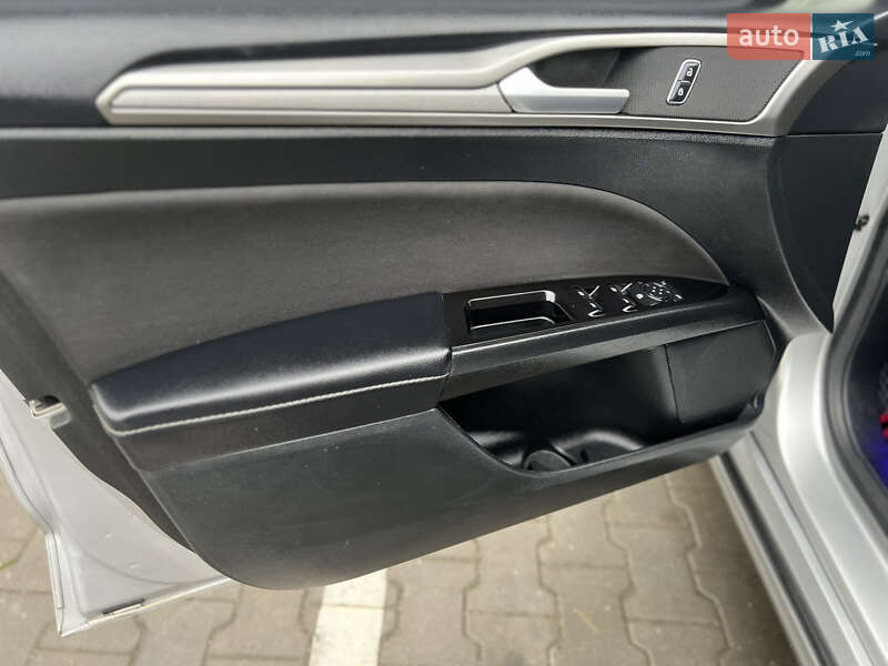 Седан Ford Fusion 2016 в Хмельницком фото 9 Седан Ford Fusion 2016 в Хмельницком