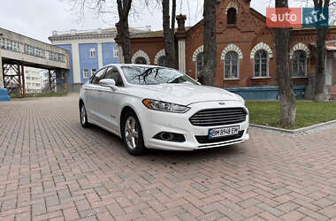 Седан Ford Fusion 2013 в Сумах