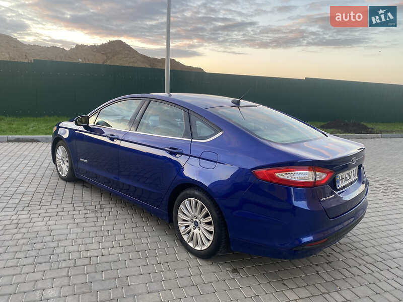 Седан Ford Fusion 2015 в Одессе