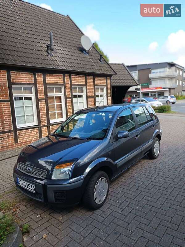 Хэтчбек Ford Fusion 2008 в Ровно