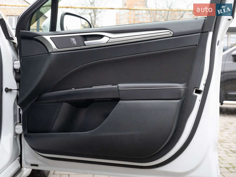 Седан Ford Fusion 2017 в Одессе