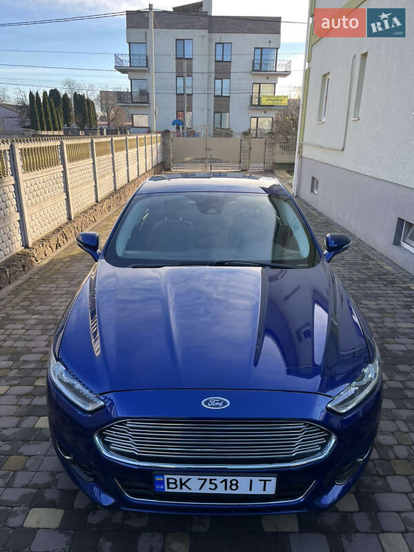 Седан Ford Fusion 2014 в Ровно фото 2 Седан Ford Fusion 2014 в Ровно