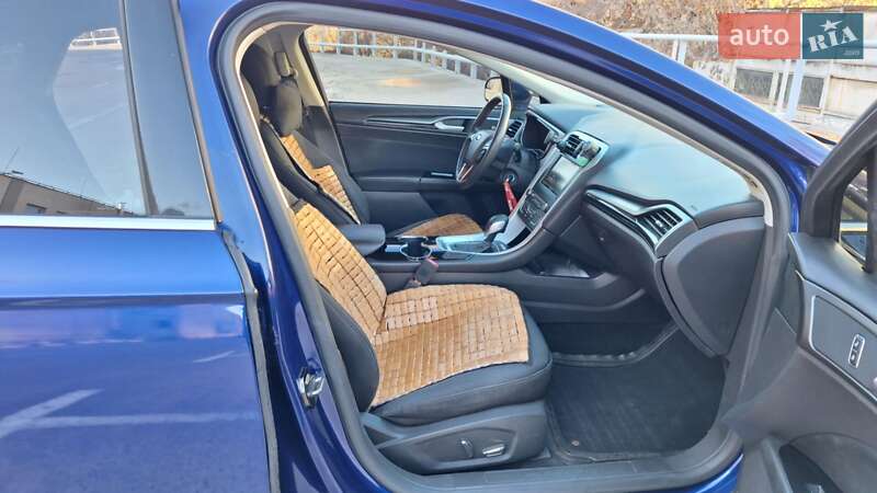 Седан Ford Fusion 2015 в Киеве фото 11 Седан Ford Fusion 2015 в Киеве