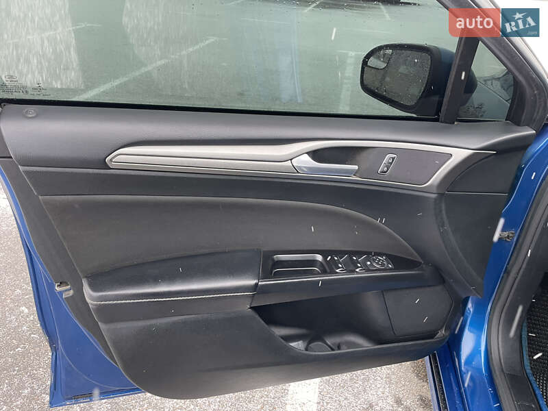 Седан Ford Fusion 2016 в Кропивницком фото 10 Седан Ford Fusion 2016 в Кропивницком