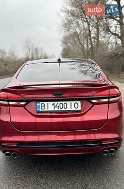 Седан Ford Fusion 2017 в Горішніх Плавнях