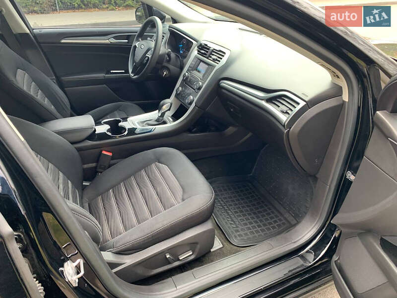 Седан Ford Fusion 2015 в Києві фото 8 Седан Ford Fusion 2015 в Києві