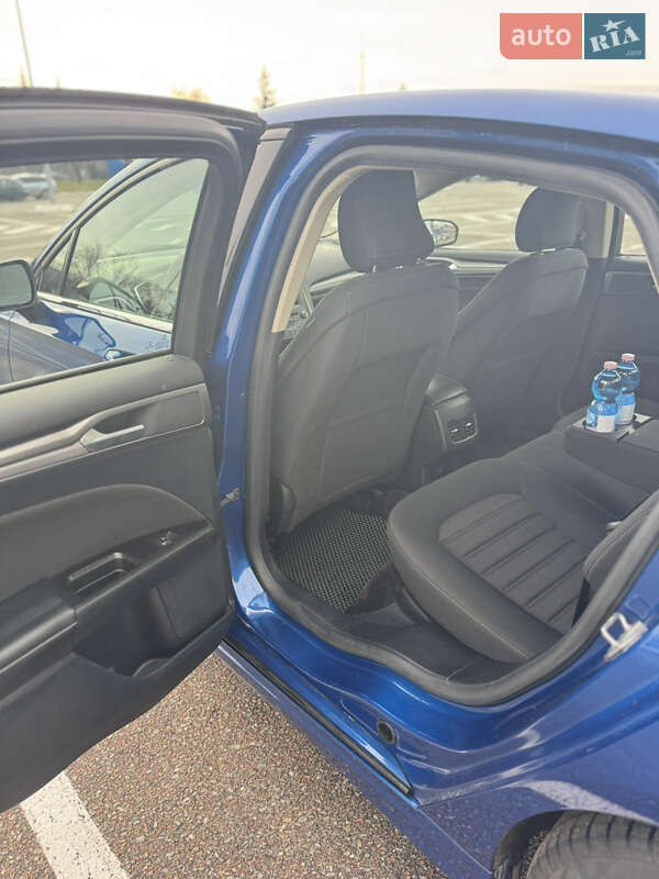 Седан Ford Fusion 2017 в Киеве