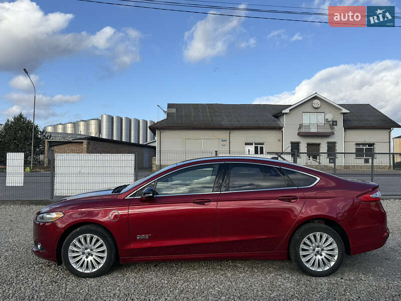 Седан Ford Fusion 2016 в Коломые