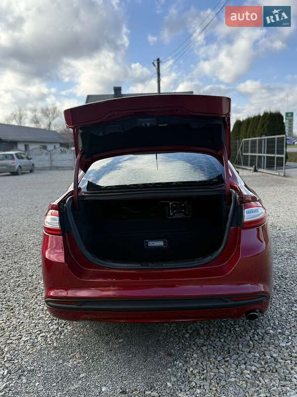 Седан Ford Fusion 2016 в Коломые