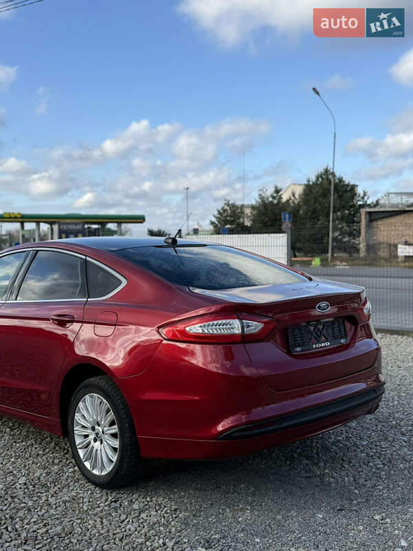 Седан Ford Fusion 2016 в Коломые