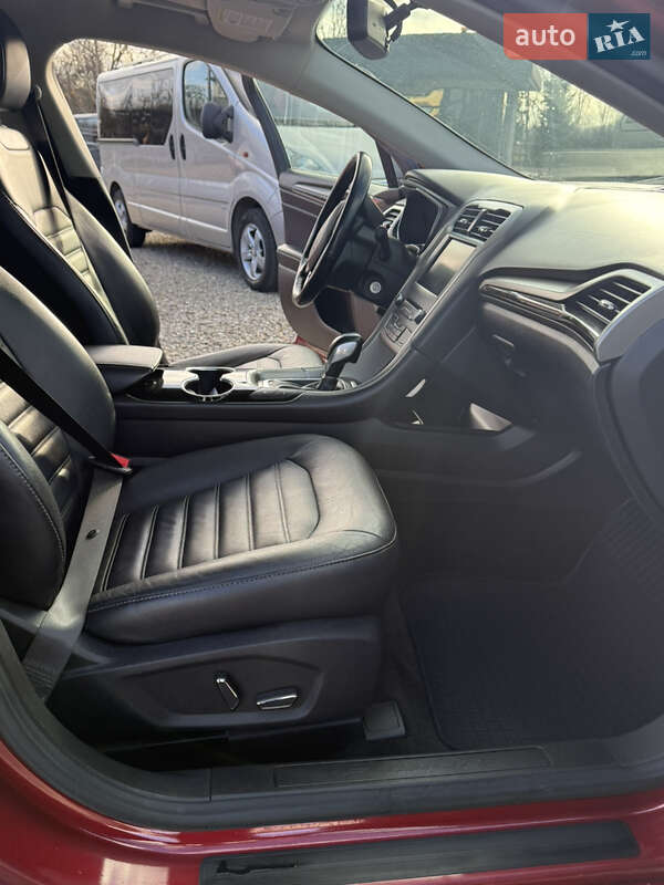 Седан Ford Fusion 2016 в Коломые