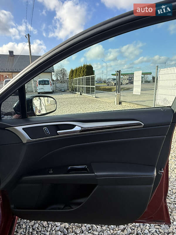 Седан Ford Fusion 2016 в Коломые
