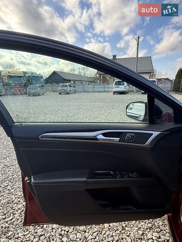 Седан Ford Fusion 2016 в Коломые