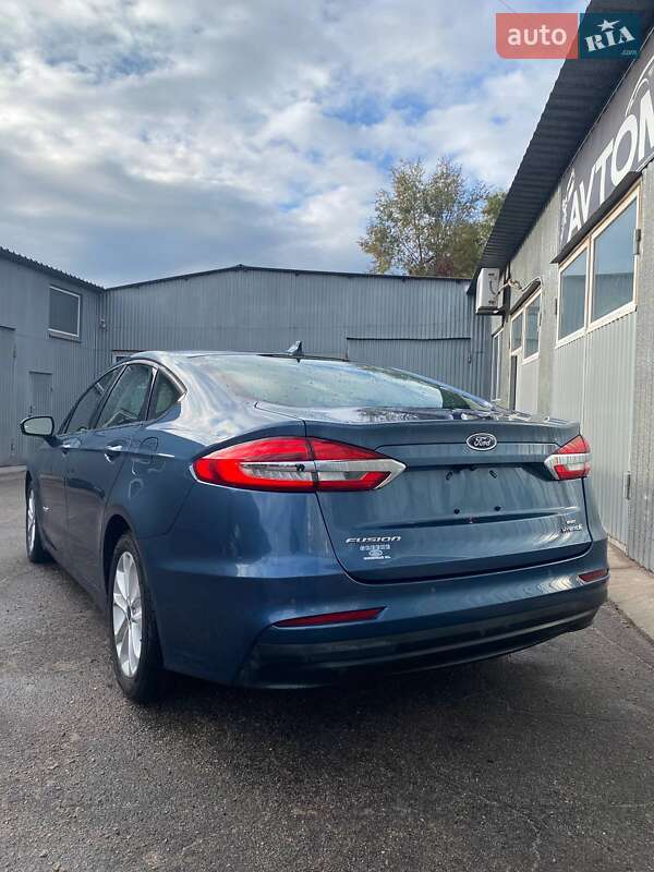 Седан Ford Fusion 2018 в Запорожье фото 5 Седан Ford Fusion 2018 в Запорожье