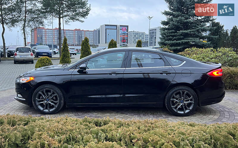 Седан Ford Fusion 2018 в Львове