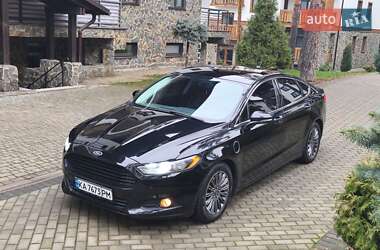 Седан Ford Fusion 2015 в Києві