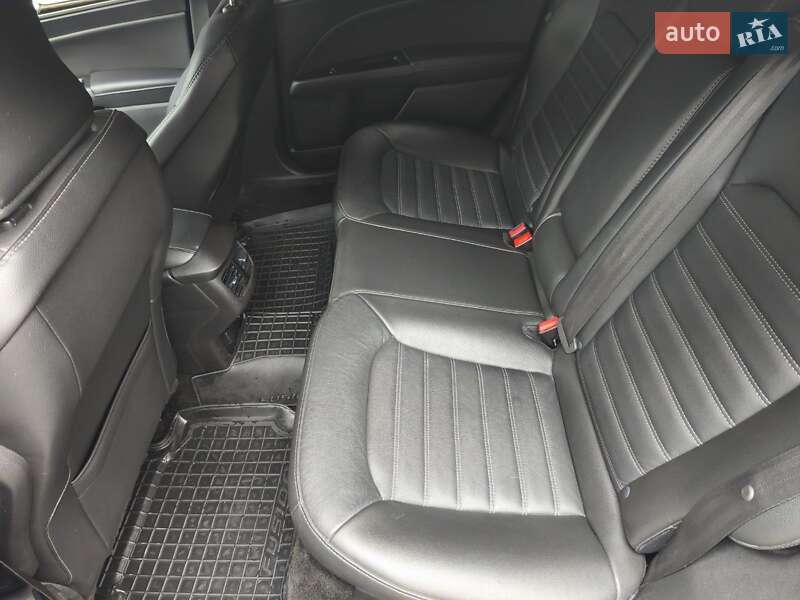 Седан Ford Fusion 2015 в Киеве