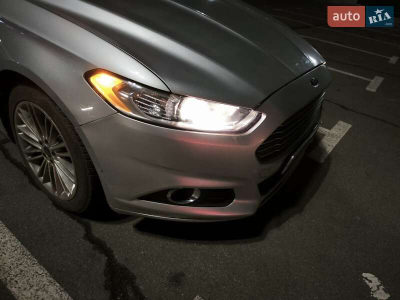 Седан Ford Fusion 2015 в Киеве фото 9 Седан Ford Fusion 2015 в Киеве
