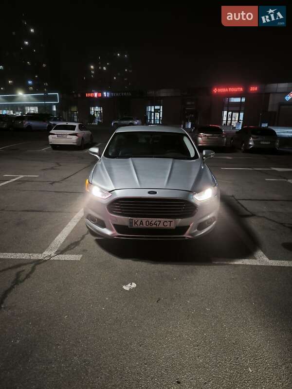Седан Ford Fusion 2015 в Киеве фото 4 Седан Ford Fusion 2015 в Киеве