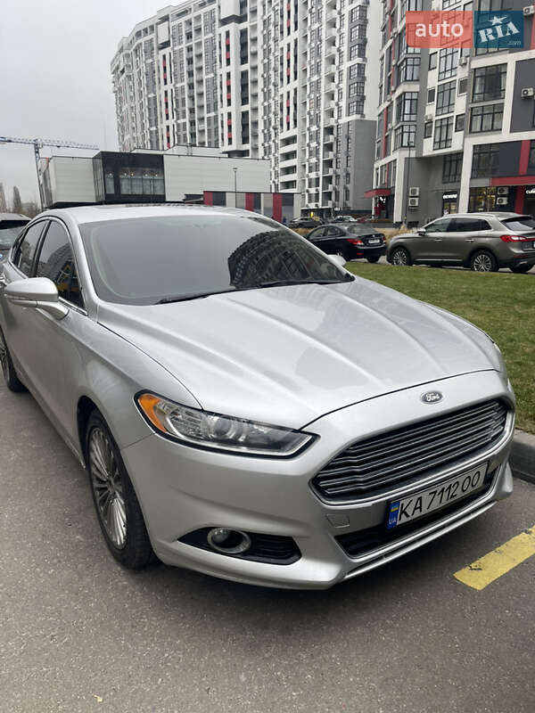 Ford Fusion 2016