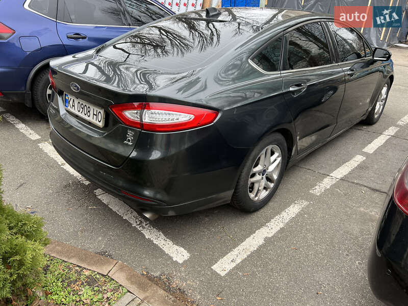 Седан Ford Fusion 2015 в Киеве фото 5 Седан Ford Fusion 2015 в Киеве