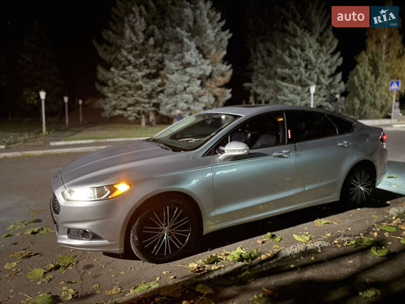 Седан Ford Fusion 2014 в Благовещенском