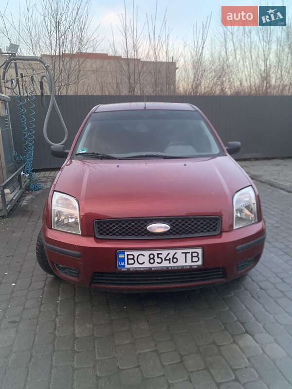 Хэтчбек Ford Fusion 2003 в Трускавце