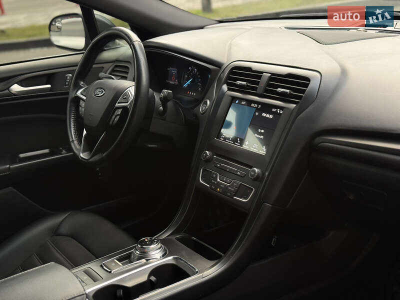 Седан Ford Fusion 2017 в Киеве