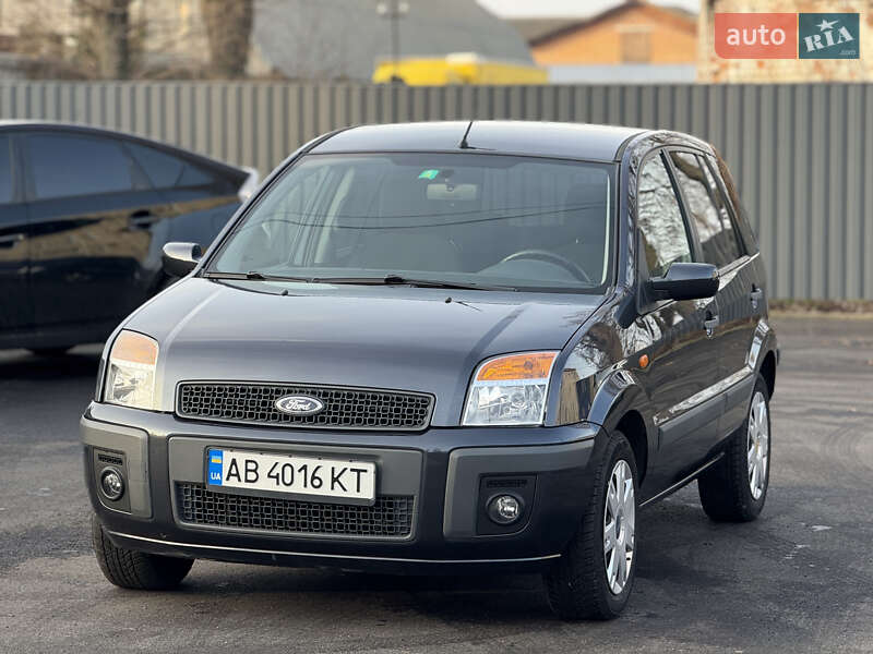 Хэтчбек Ford Fusion 2005 в Виннице фото Хэтчбек Ford Fusion 2005 в Виннице