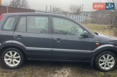 Хетчбек Ford Fusion 2011 в Ніжині