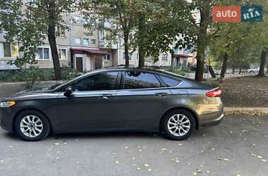 Седан Ford Fusion 2016 в Кривому Розі