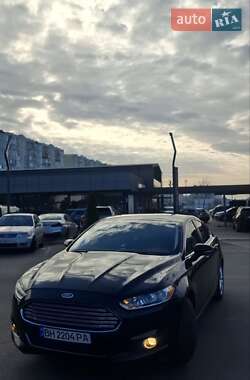 Седан Ford Fusion 2013 в Одесі