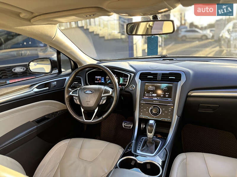 Седан Ford Fusion 2014 в Николаеве