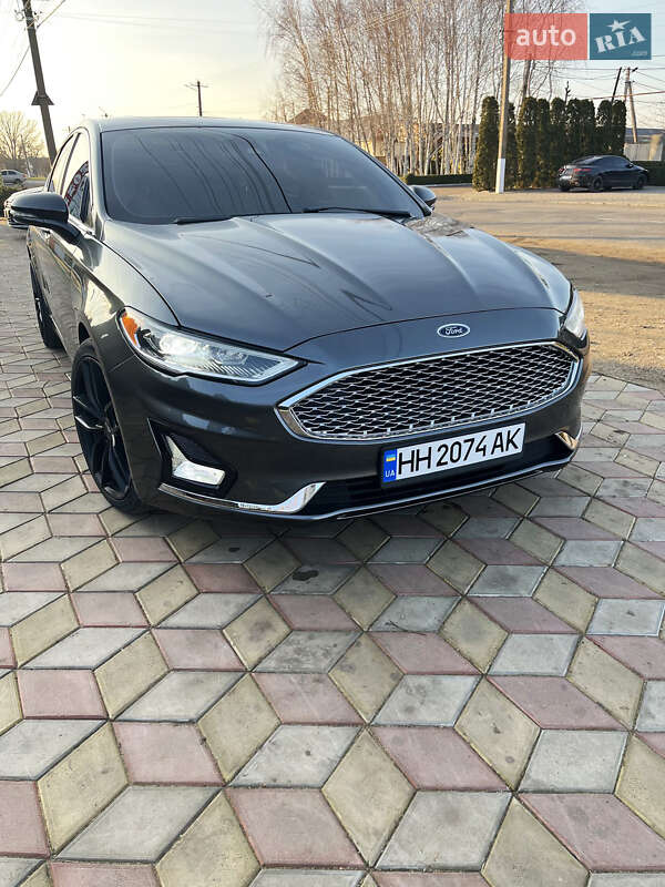 Ford Fusion 2019