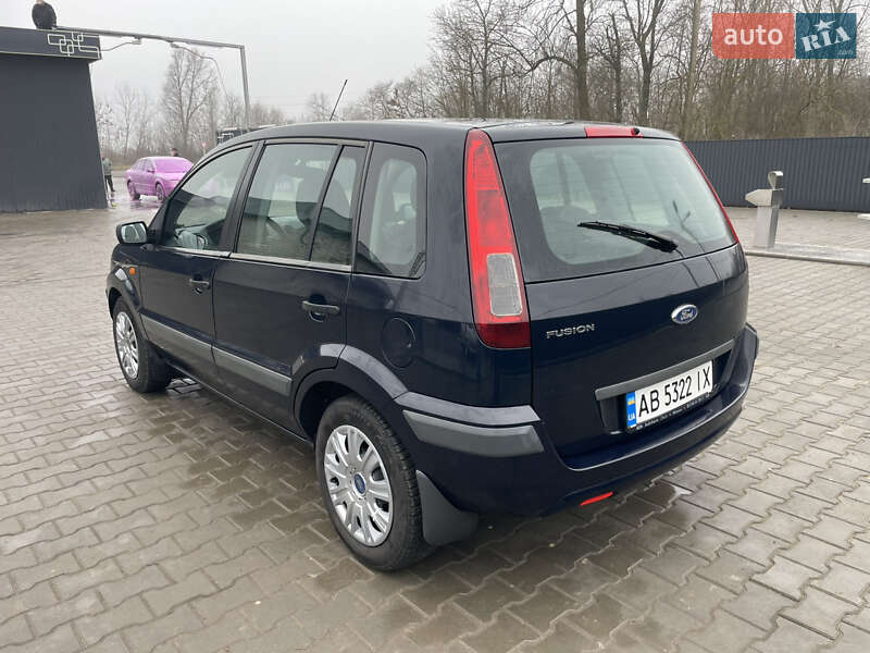 Хэтчбек Ford Fusion 2007 в Баре