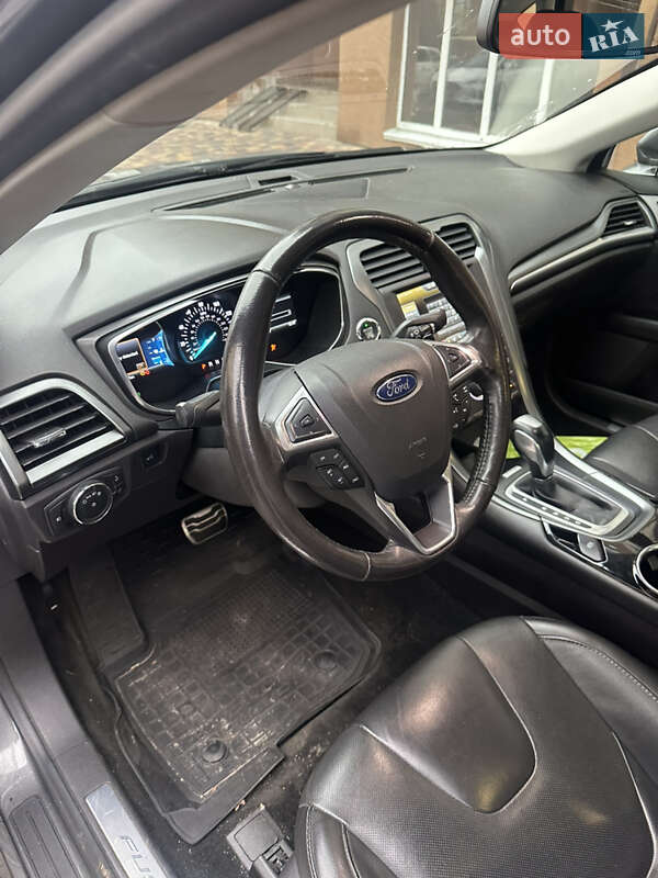 Седан Ford Fusion 2015 в Киеве