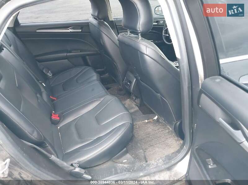 Седан Ford Fusion 2019 в Ровно