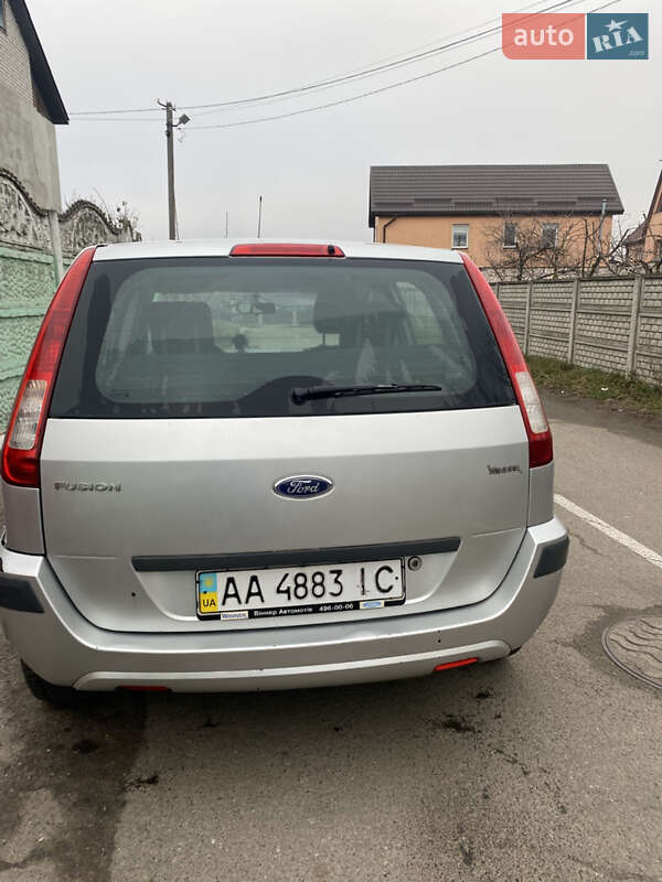 Хэтчбек Ford Fusion 2009 в Киеве